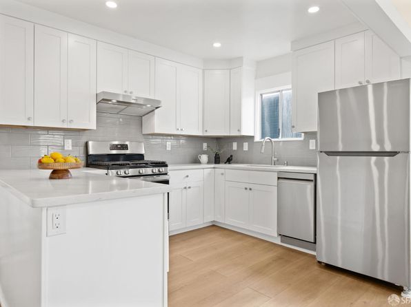 435 Wilde Ave, listing photo 8