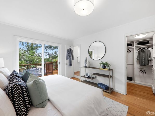243 Molimo Dr, listing photo 17