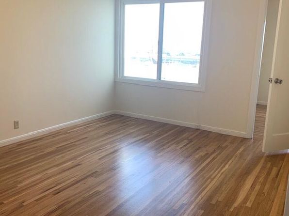 215 Harvard St, listing photo 8
