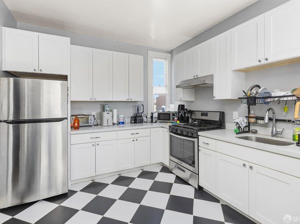 359 S Van Ness Ave, listing photo 29
