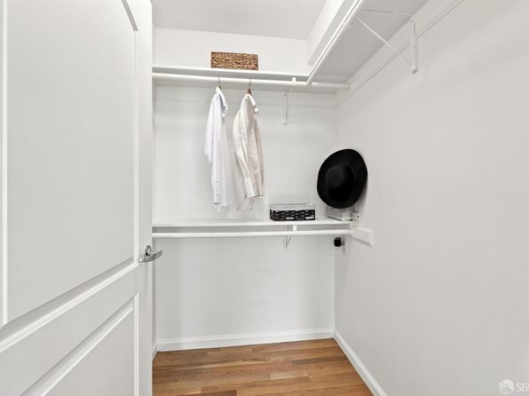 216 Putnam St, listing photo 31