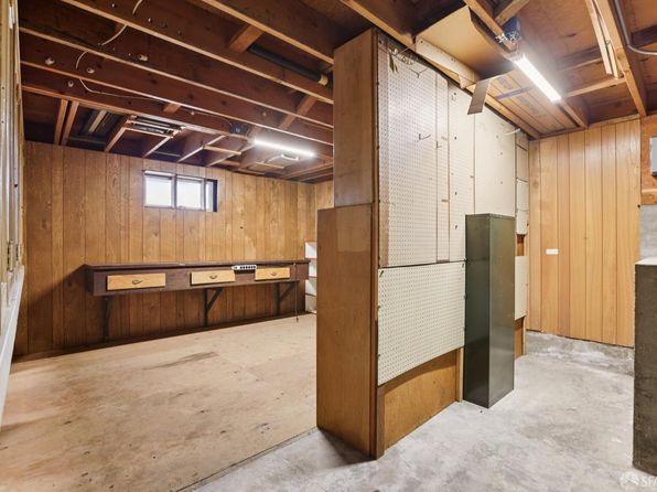 119 Trumbull St, listing photo 34