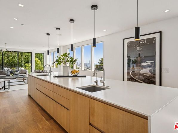 752 Duncan St, listing photo 2