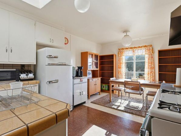 3838 Lawton St, listing photo 14