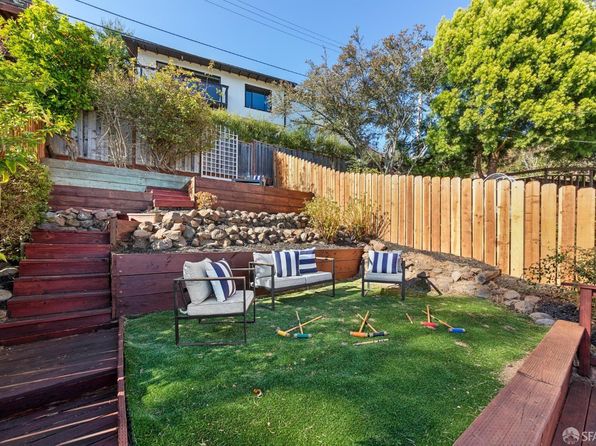 345 Molimo Dr, listing photo 38