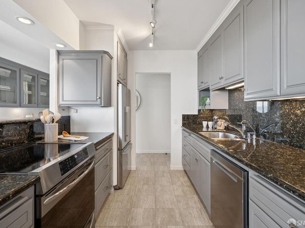 999 Green St APT 2001, listing photo 6