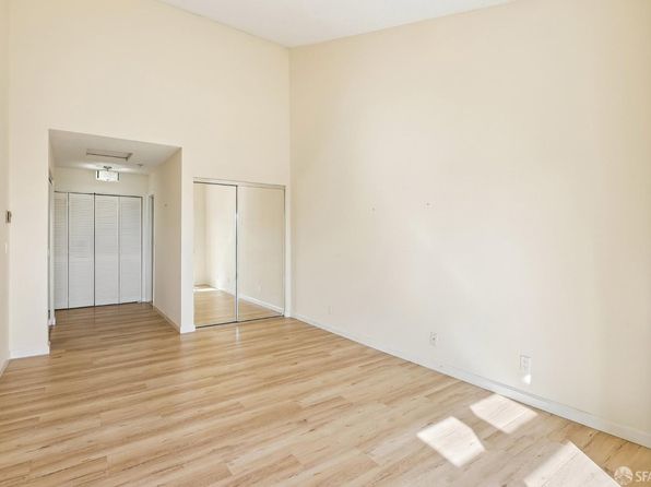 810 Red Leaf Ct, listing photo 10