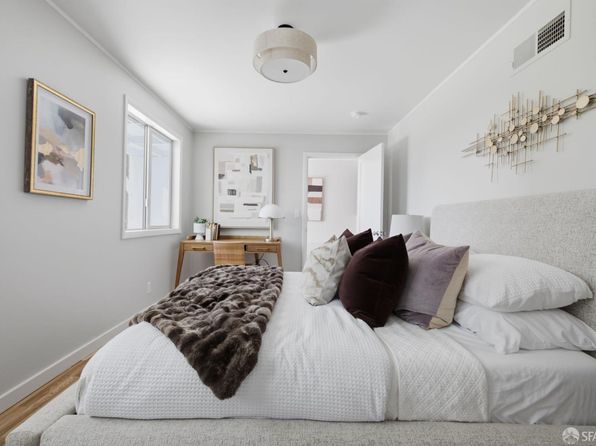 39 Melrose Ave, listing photo 27