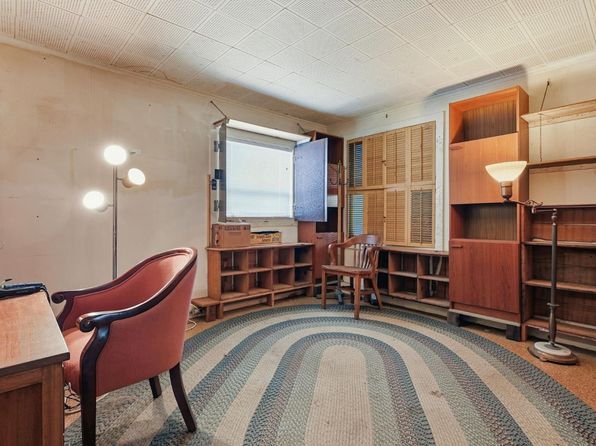 3838 Lawton St, listing photo 22