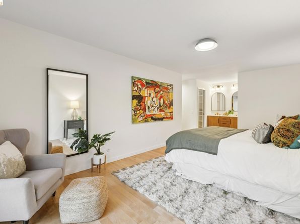 60 Malta Dr, listing photo 33
