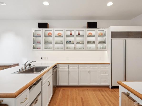 2651 Pierce St, listing photo 8