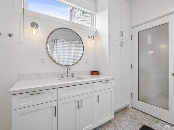 726 Lyon St, listing photo 28
