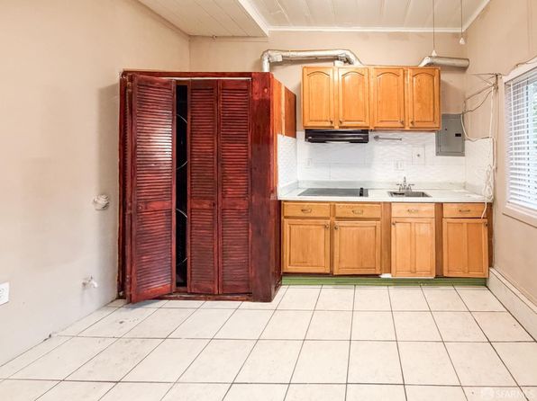 3360 Cesar Chavez St, listing photo 4