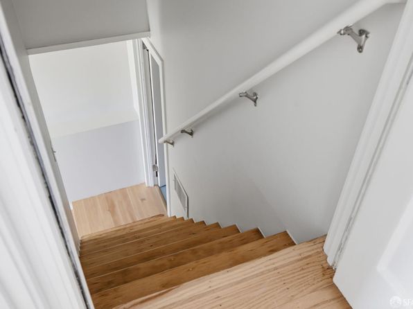 39 Melrose Ave, listing photo 25