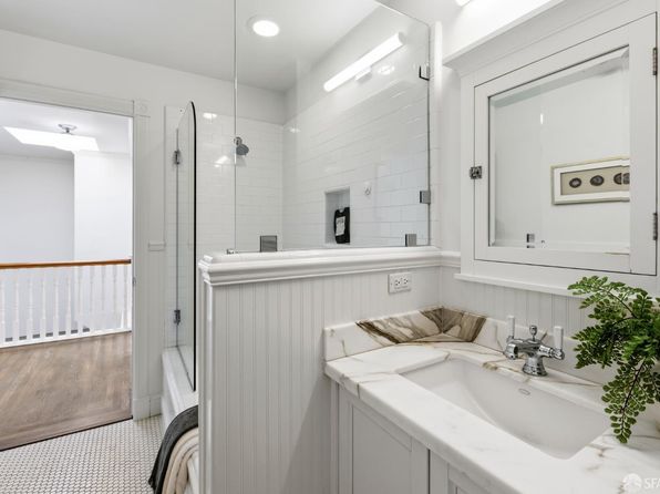 572 Eureka St, listing photo 45