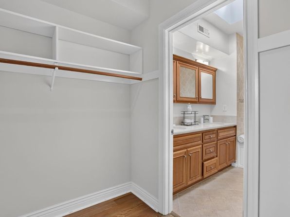 2568 Sutter St, listing photo 22