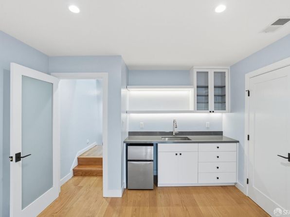 76 Getz St, listing photo 5