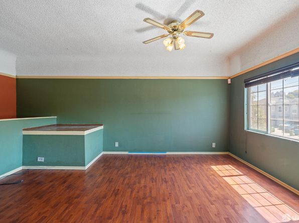 1224 Egbert Avenue, listing photo 8