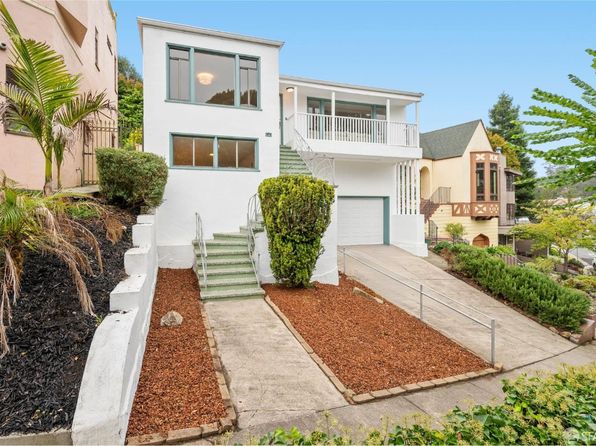 140 Magellan Ave, listing photo 1