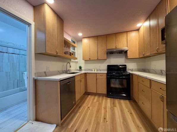 2719 Hyde St, listing photo 4