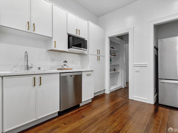 525 Baker St, listing photo 36