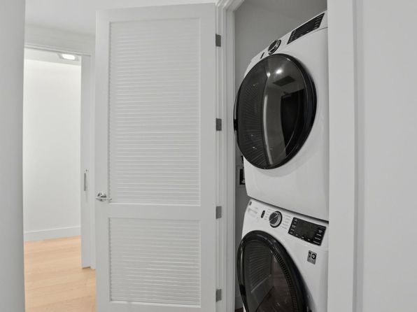 1 Bristol Ct #515, listing photo 23