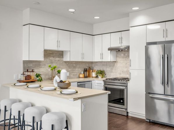 555 Innes Ave #313, listing photo 5