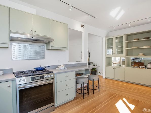 563 Andover St, listing photo 13