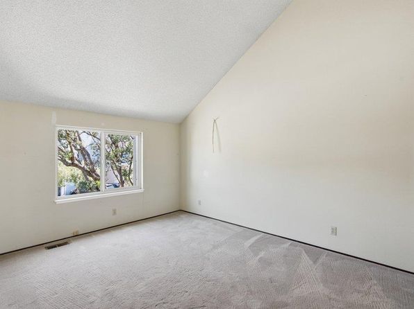 10 Hillview Ct, listing photo 21