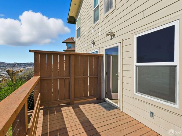 59 Kiska Road, listing photo 38