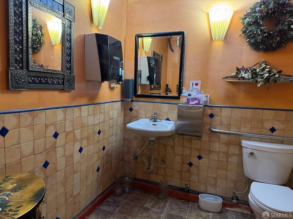2719 Hyde St, listing photo 23