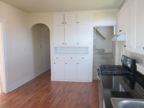 32 Madrid St, listing photo 8