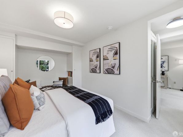 243 Molimo Dr, listing photo 29