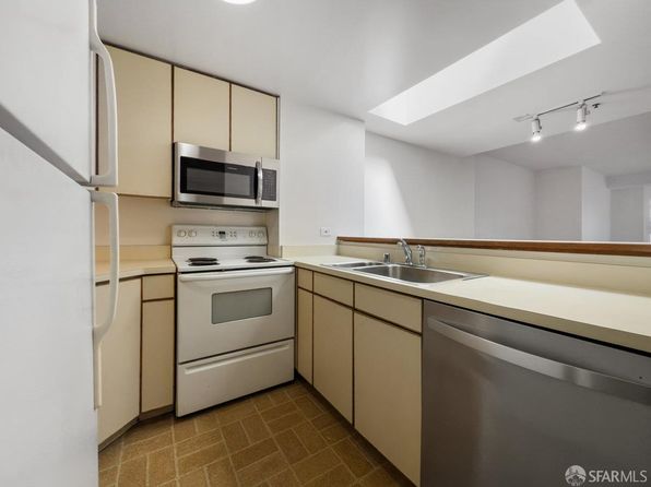 601 Van Ness Ave APT 71, listing photo 11