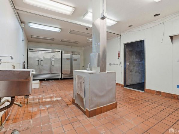 2368 3rd St, listing photo 18