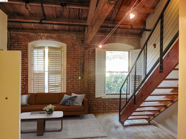 720 York St Unit 212, listing photo 7