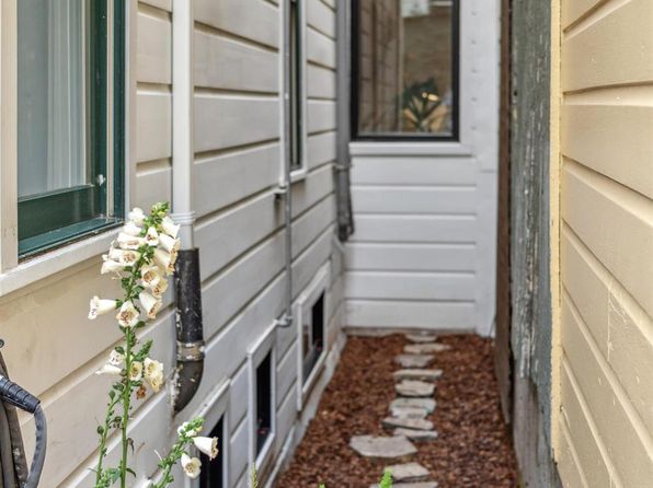 592 Sanchez St, listing photo 28