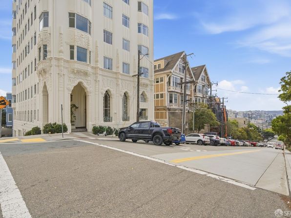 1101 Green St #403, listing photo 2