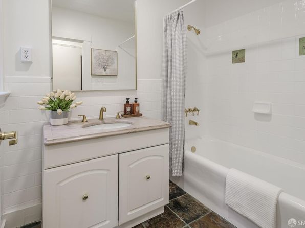 530 Avalon Ave, listing photo 17