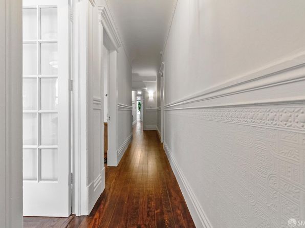 525 Baker St, listing photo 5
