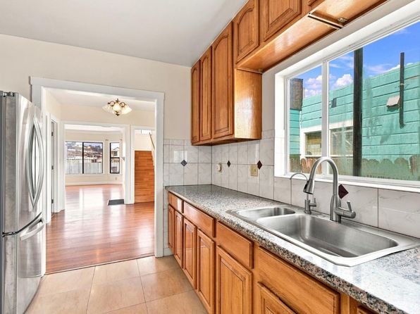 57 Cassandra Ct, listing photo 12