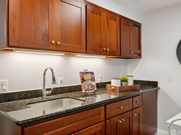 327 Ulloa St, listing photo 19