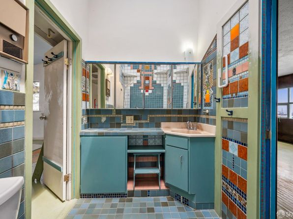 80 Bronte St, listing photo 40
