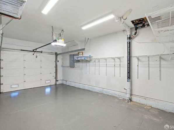76 Getz St, listing photo 46