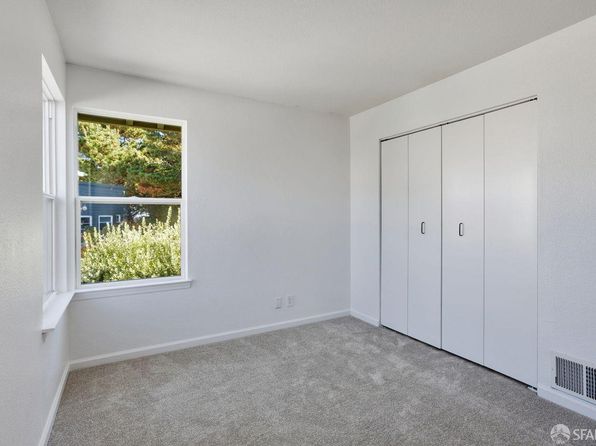 59 Kiska Road, listing photo 36
