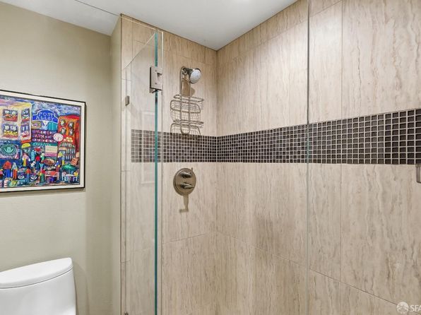 88 King St Unit 907, listing photo 24
