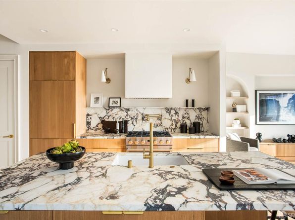 652 4th Ave, listing photo 2