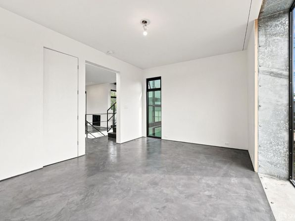 75 Bronte St, listing photo 23