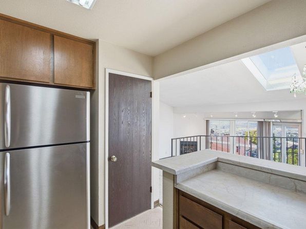 10 Hillview Ct, listing photo 17