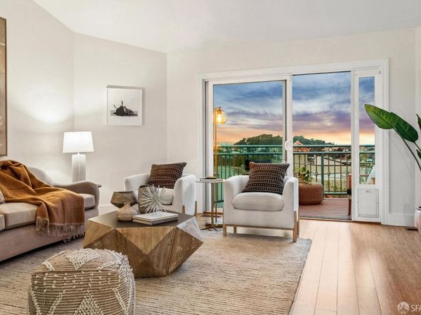 3620 Market St APT 5, listing photo 2